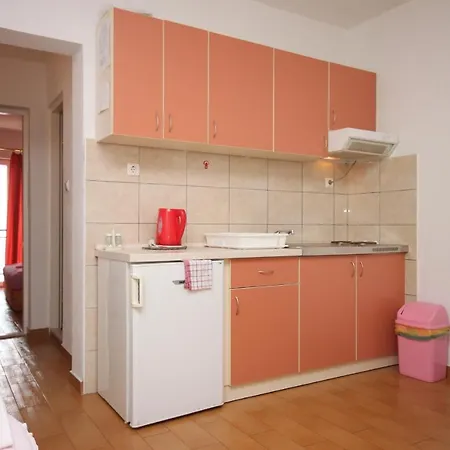 Apartment Zivogosce - Porat 6700c *